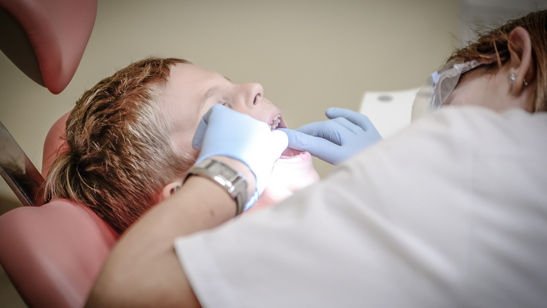 Quand consulter un chirurgien dentiste ?