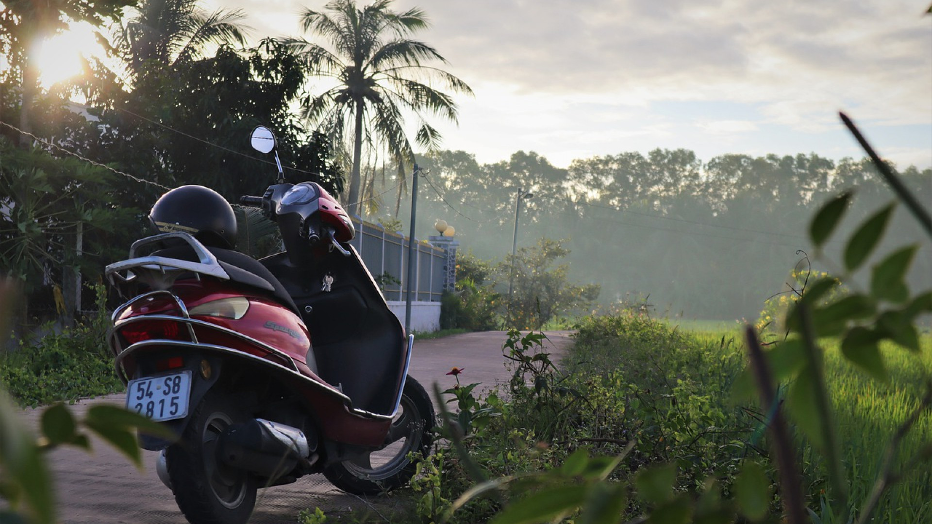 Comment choisir un casque moto  femme ?